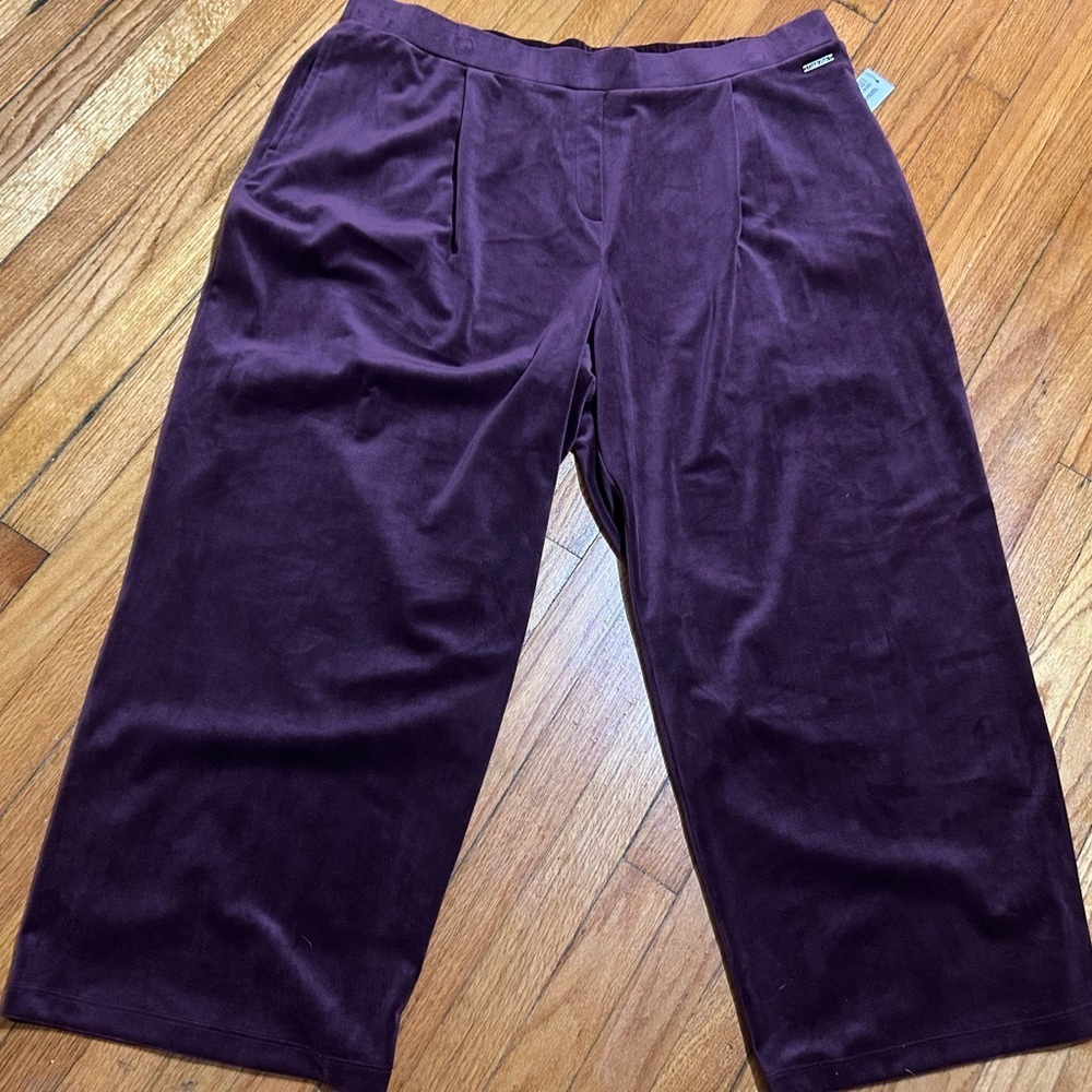 Calvin Klein Women's Purple Pull On  Velour Wide Leg Ankle Pants Size 2X NWT
